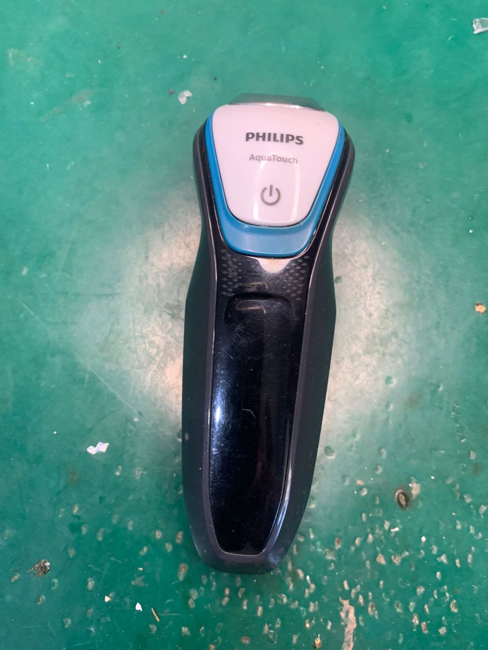 飞利浦s5000剃须刀维修更换电池 飞利浦剃须刀更换电池维修 机器不