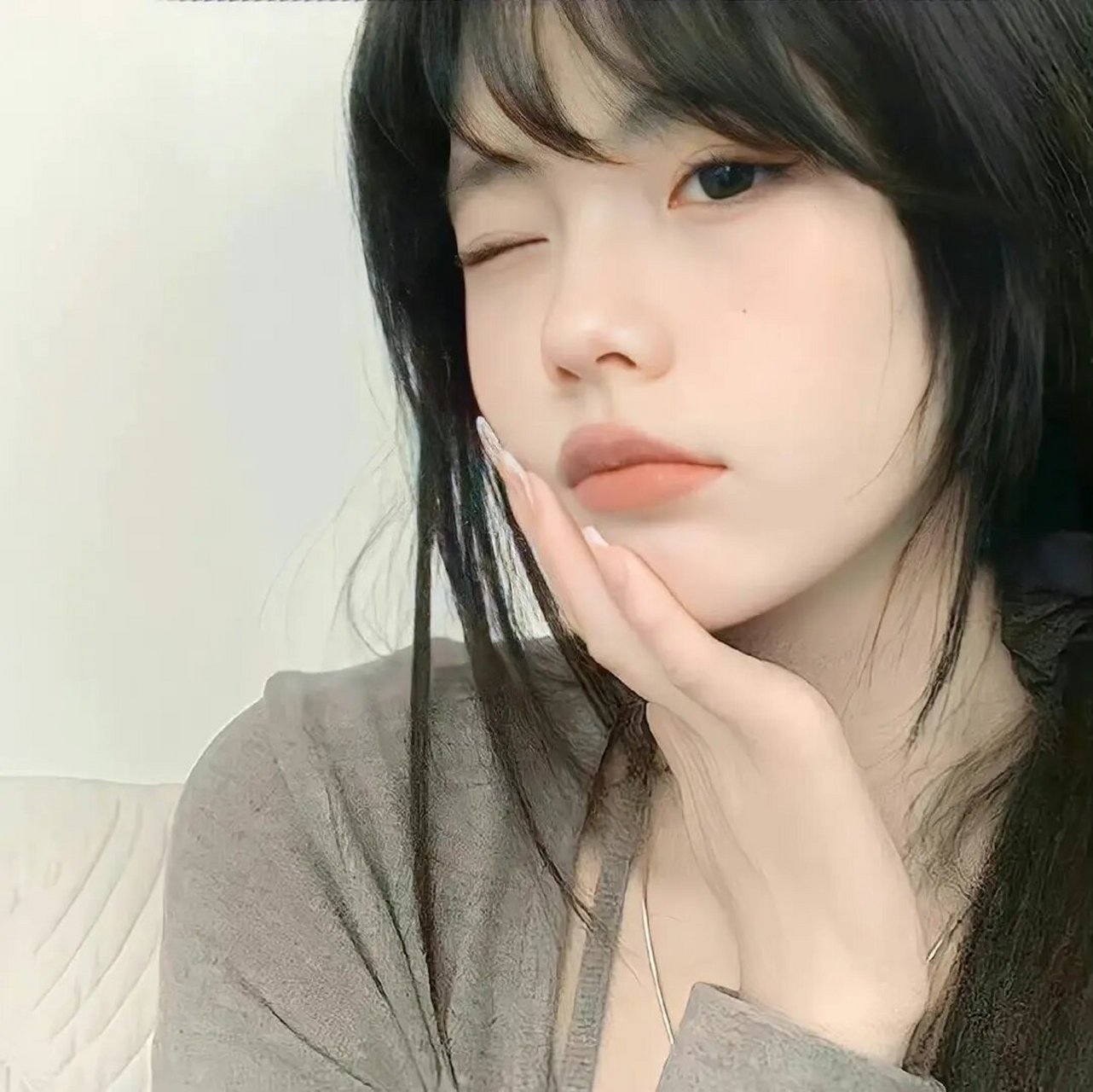 温柔可爱高质小众好看真人女生露脸头像