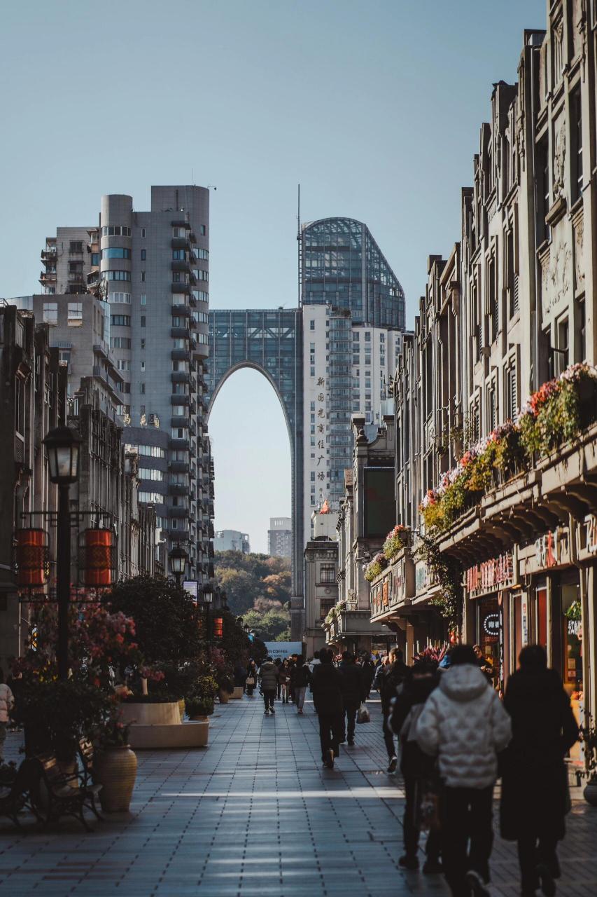 温州五马街citywalk | 旅行的色彩 五马街,这条历史悠久的街道,仿佛是