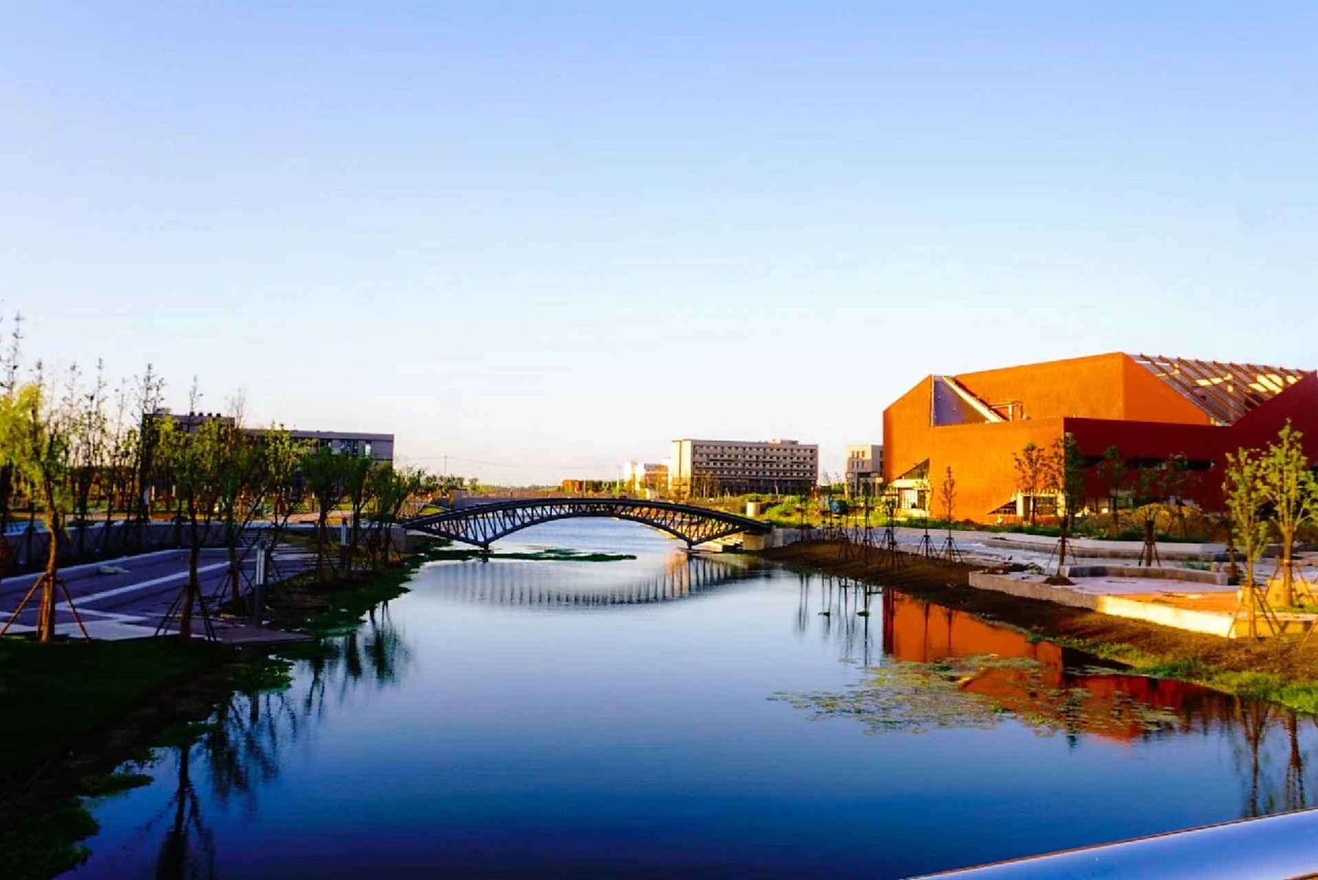 上海电力大学(临港校区)校园风景 图源:上电青春suep