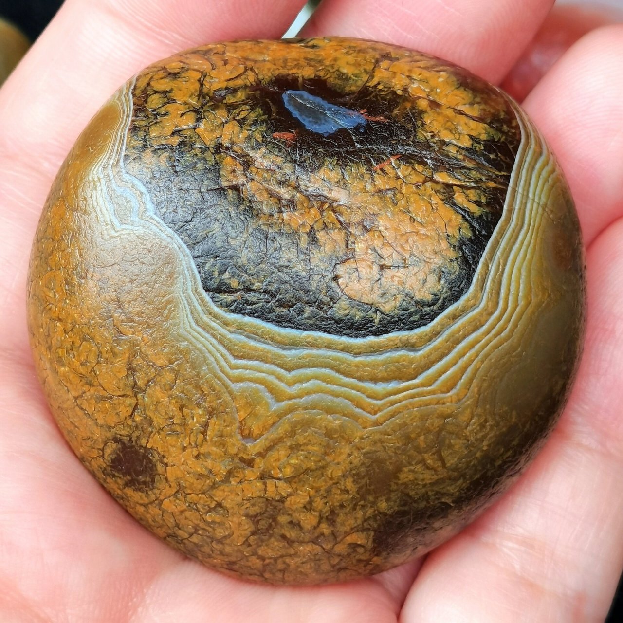 27 清凉山淘石 松香玛瑙 周六逛市场看到一些松香玛瑙 松香玛瑙因表皮