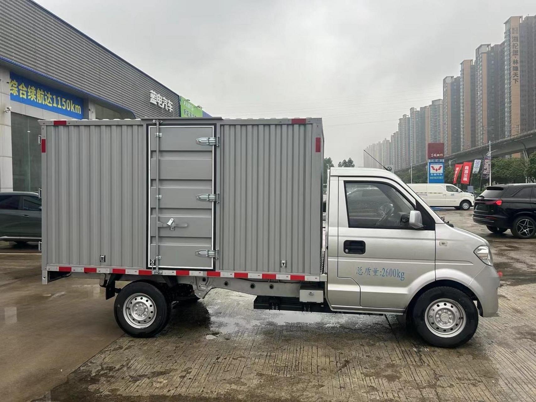 本周推荐 纯电新能源厢式小货车:瑞驰ec31s 车厢尺寸:3.06米*1.6米*1.