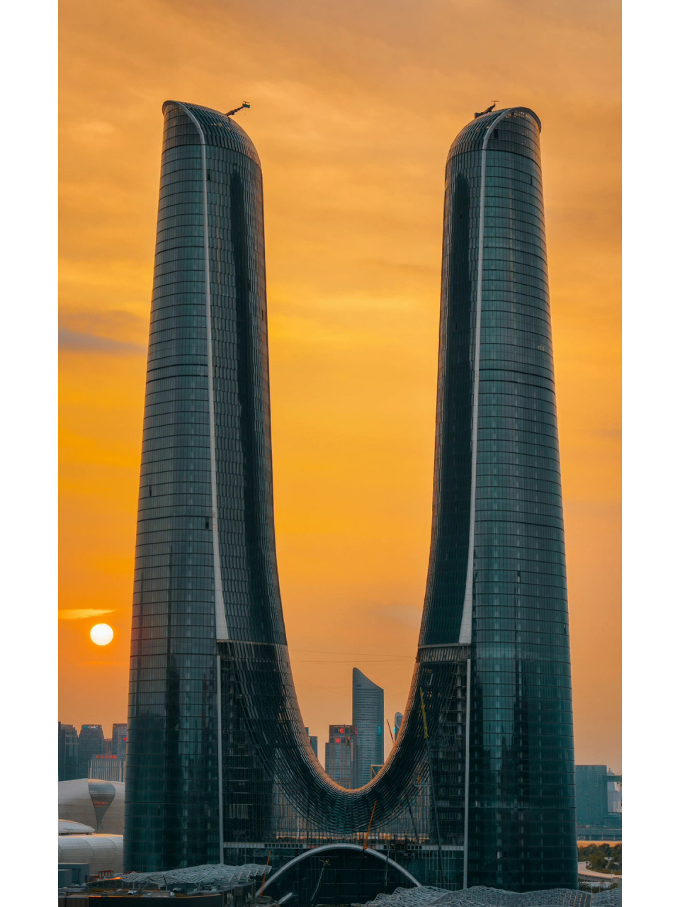 杭州之门03闻名四方的「大裤衩」到底租多少钱 亚运会重点配套之一