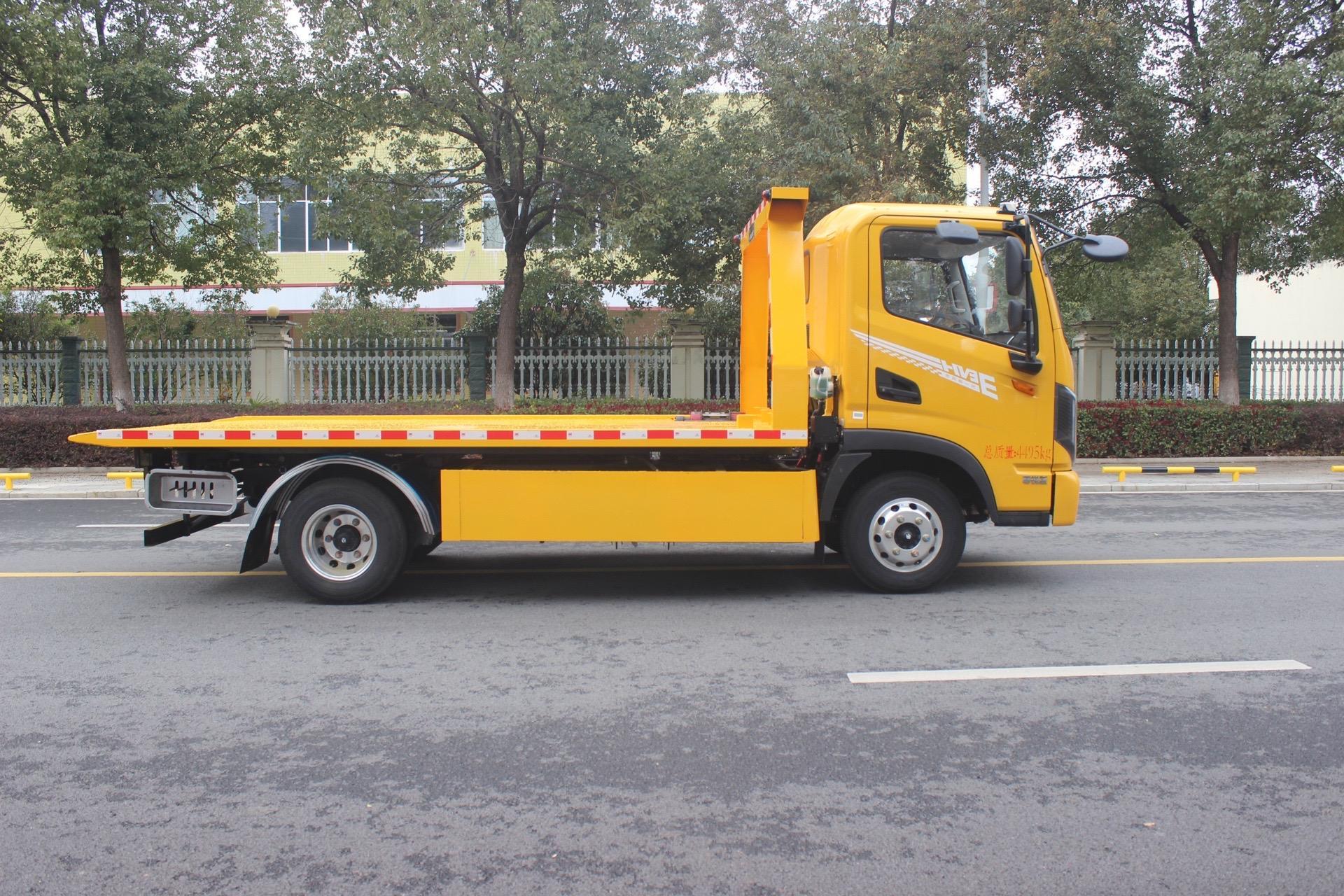 纯电动蓝牌清障车 轴距:3300轴距02153马力 时速:90km/时02续航