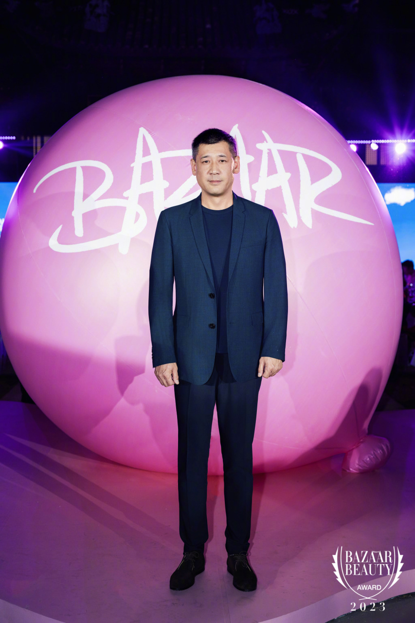 《时尚芭莎》副社长兼运营总监,美容主编董刚,《时尚芭莎》执行出版人