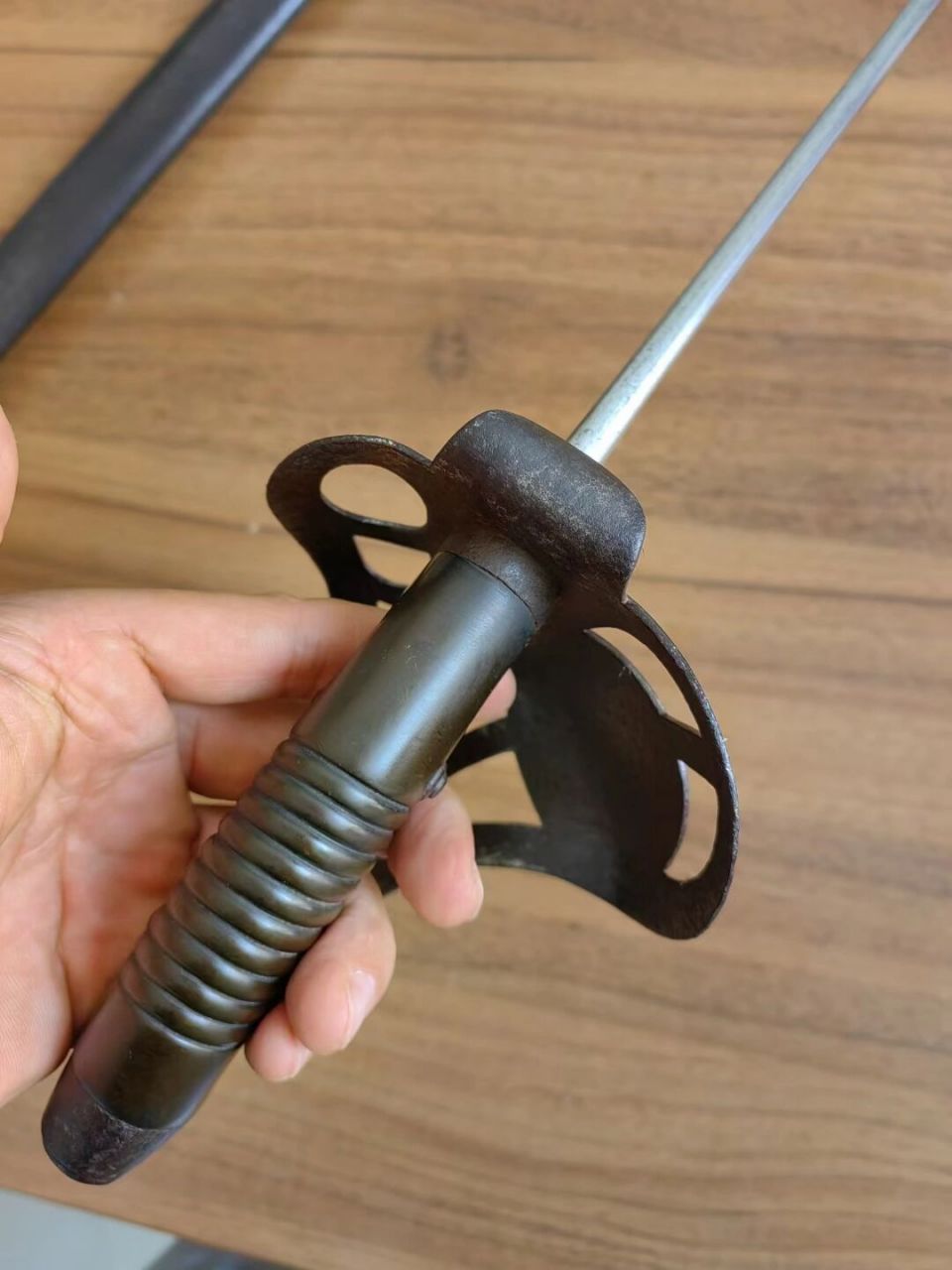 清末北洋新军骑兵刀 清末北洋新军骑兵刀,当时专门从德国索林根兵工厂