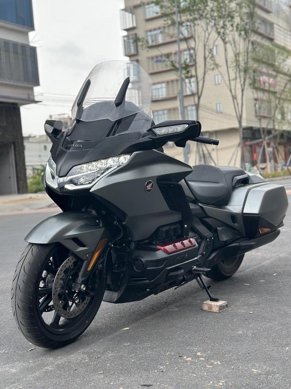 23年本田金翼f6b02大金翼巡航机车摩托车 最新款 超级准新状态 精品