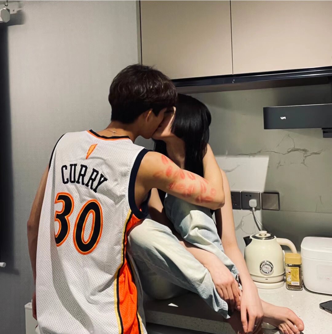 一定要换的篮球情侣头像