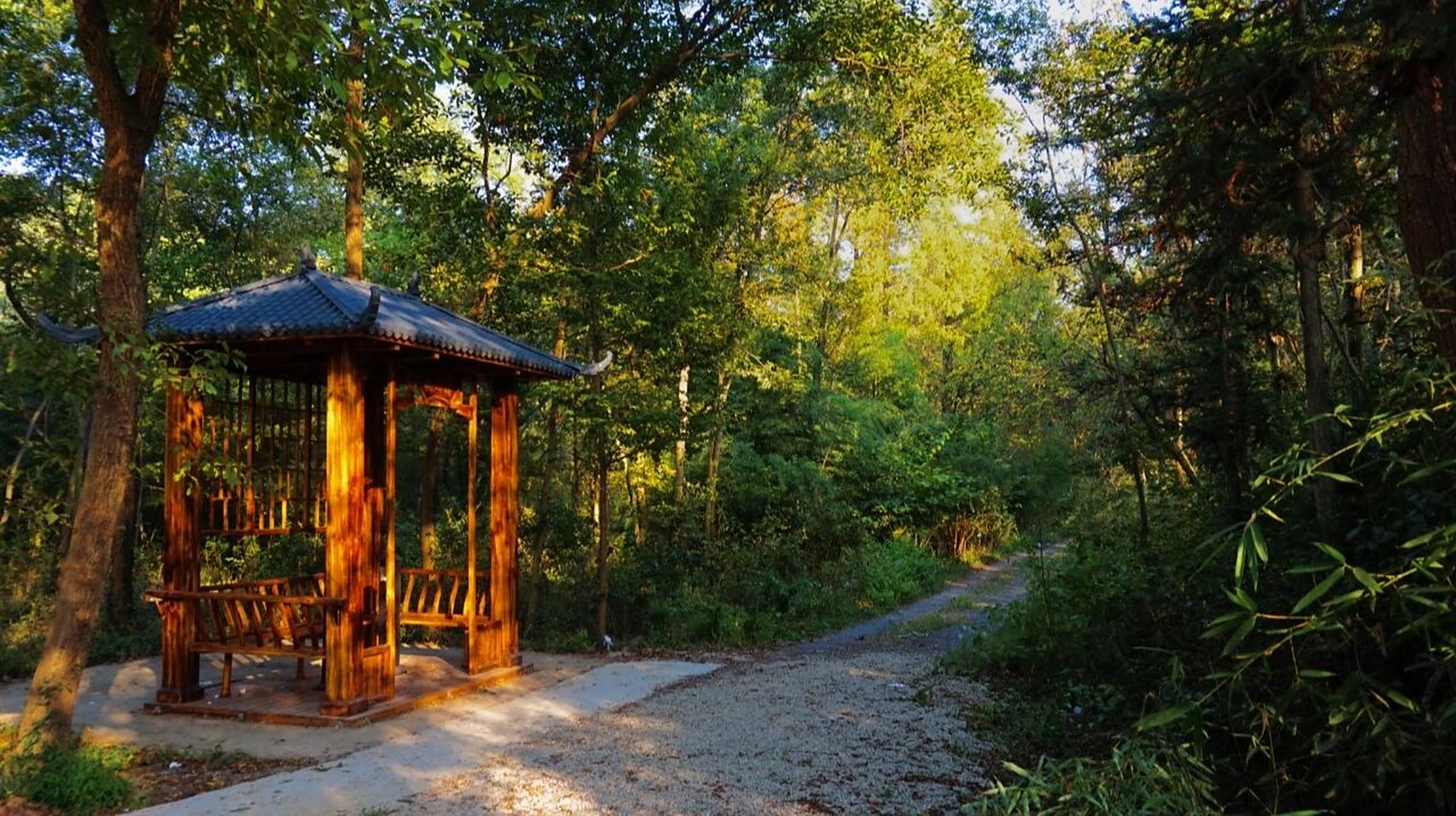 南京小众景点 | 六合灵岩山风景区 近期刷到灵岩寺被誉为"中国最有