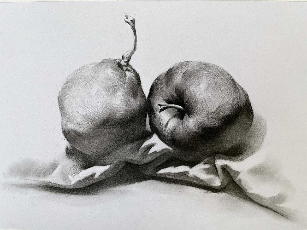 素描静物水果(炭笔) 素描苹果和梨组合步骤