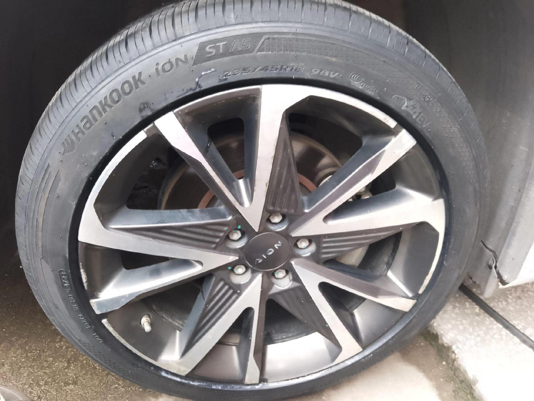 韩泰轮胎新能源汽车配套花纹,舒适静音,值得信赖