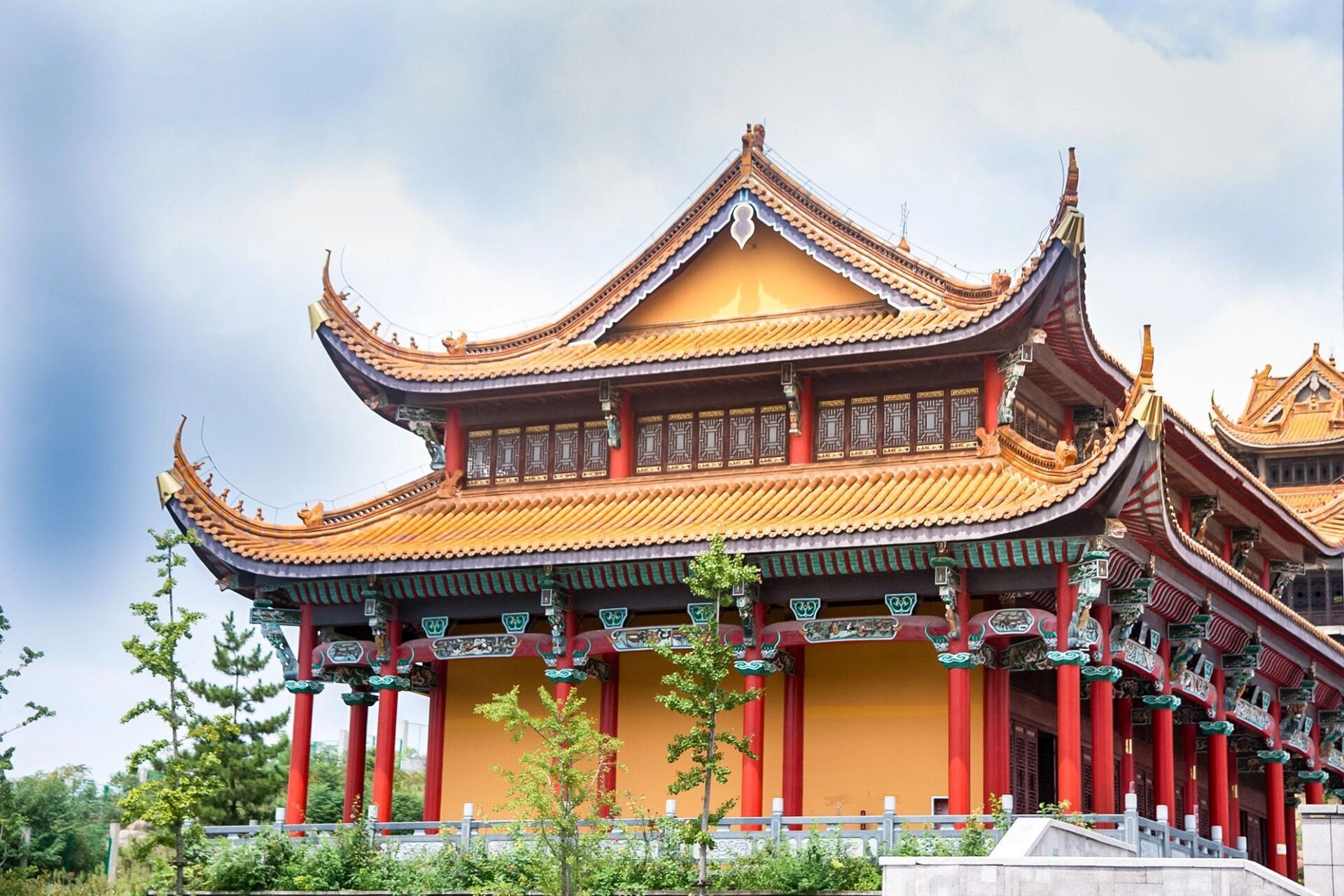 抓住暑假的尾巴,到蚌埠的著名景点_栖岩寺