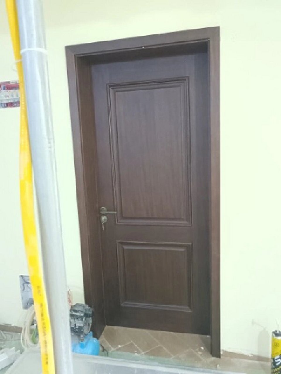 开放漆黑胡桃色木门 双开门,扣线木门装出来另一种高级感#我家的门长