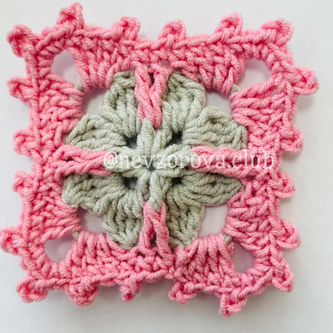 方形单元花片【附图解】 钩针图解|可爱的方形单元花片 #钩针编织