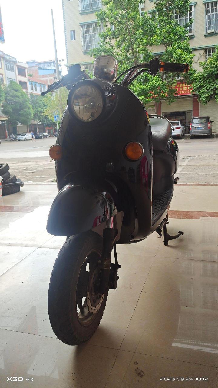 小绿牌  不用驾驶证  美豹煌电动车转让  价格美丽