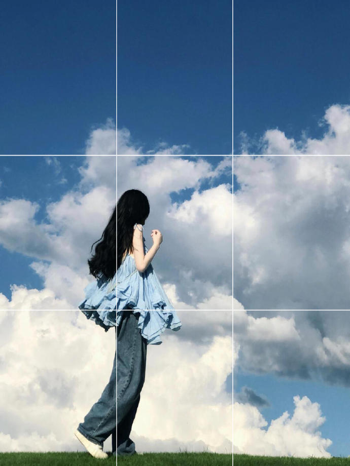 存一些蓝天拍照姿势!氛围感拉满了!
