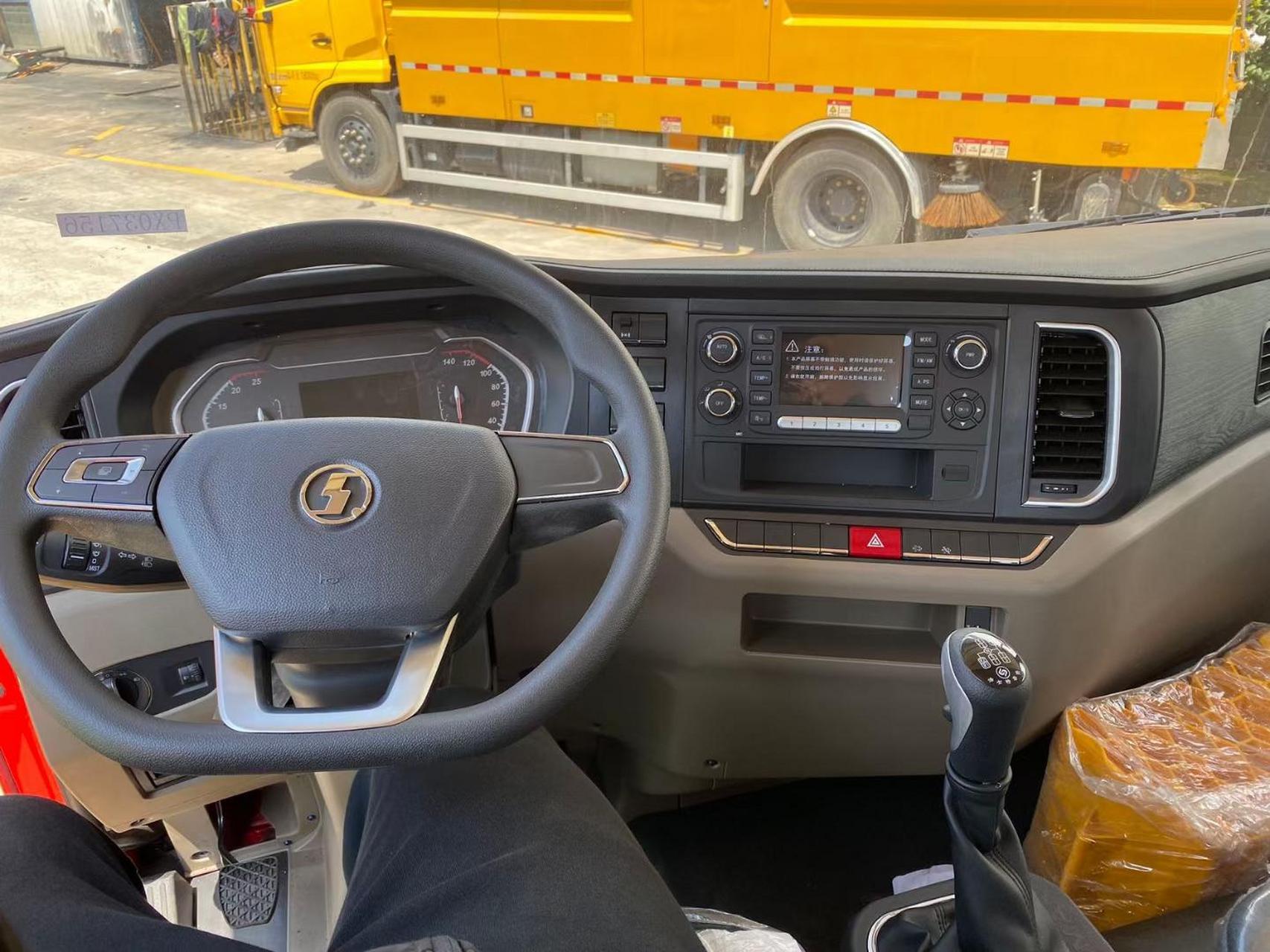 陕汽德龙l5000单桥平板运输车 潍柴220,法士特8档,4.8t/11.