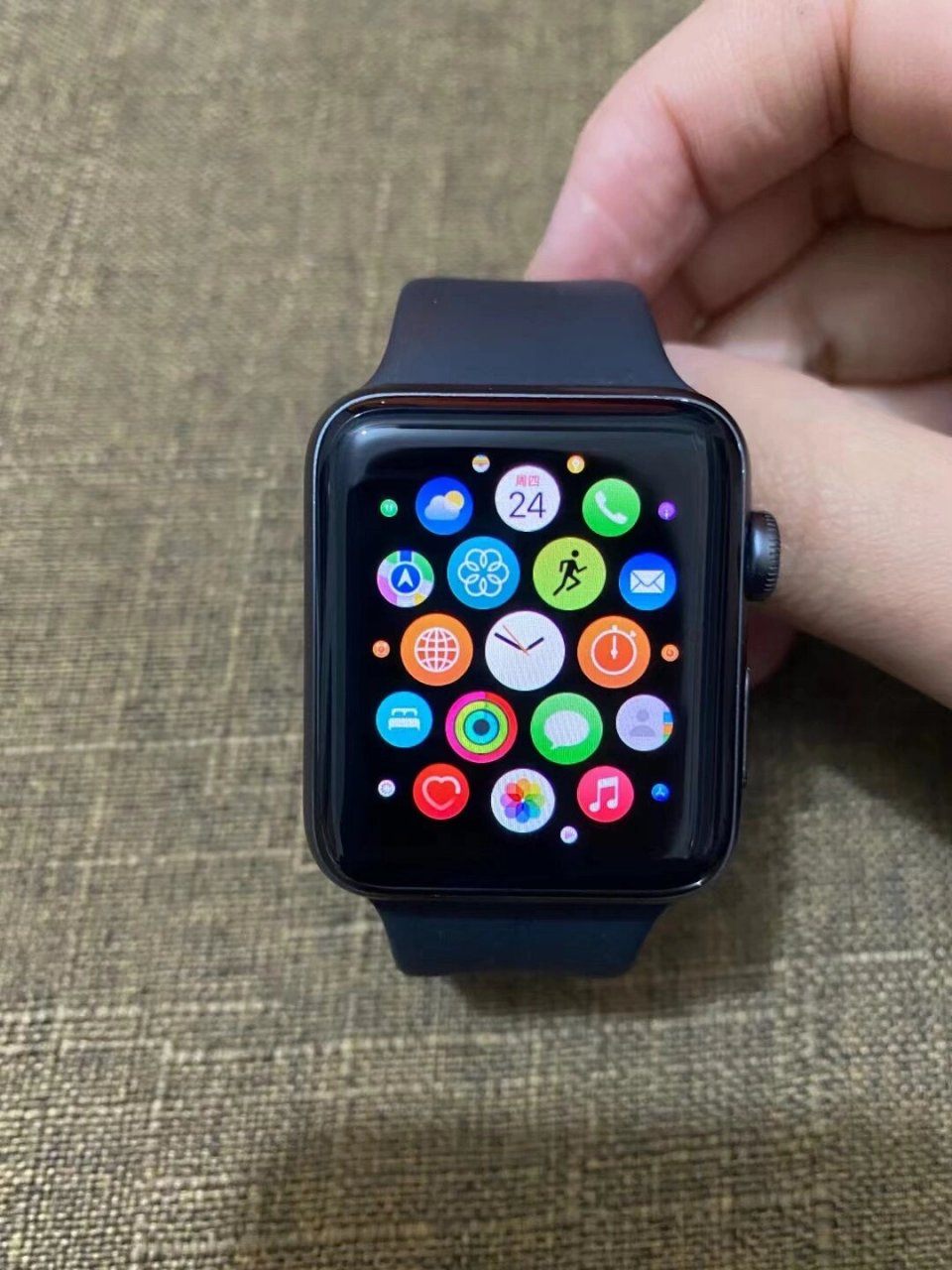 苹果手表s3 42mm gps 588 s3 42mm gps 功能正常 表盘77表带77