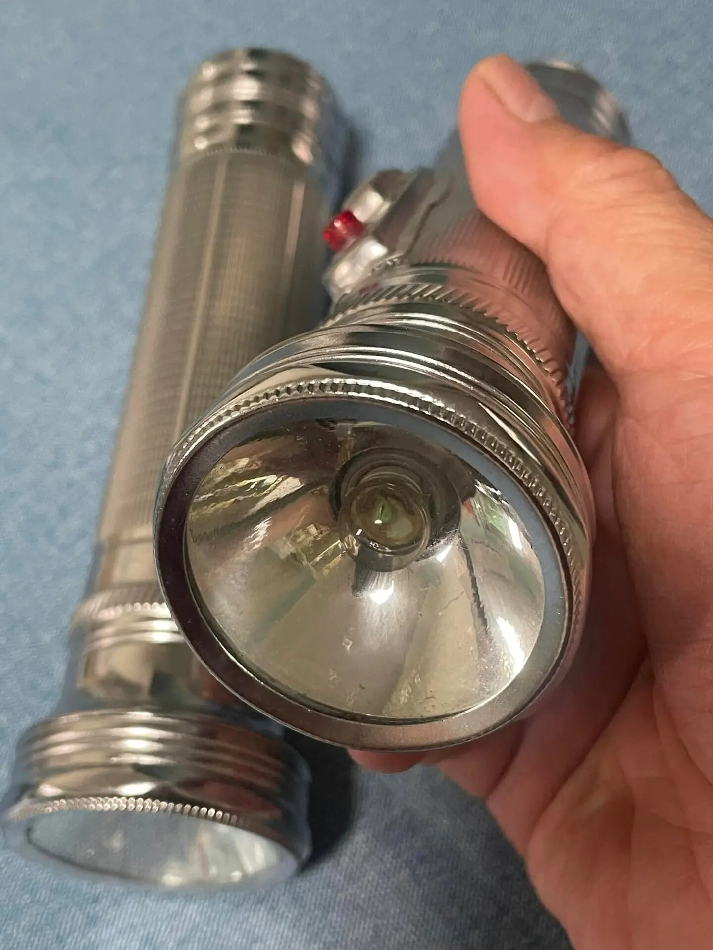 since 1921 | 广州制造的「虎头牌手电筒