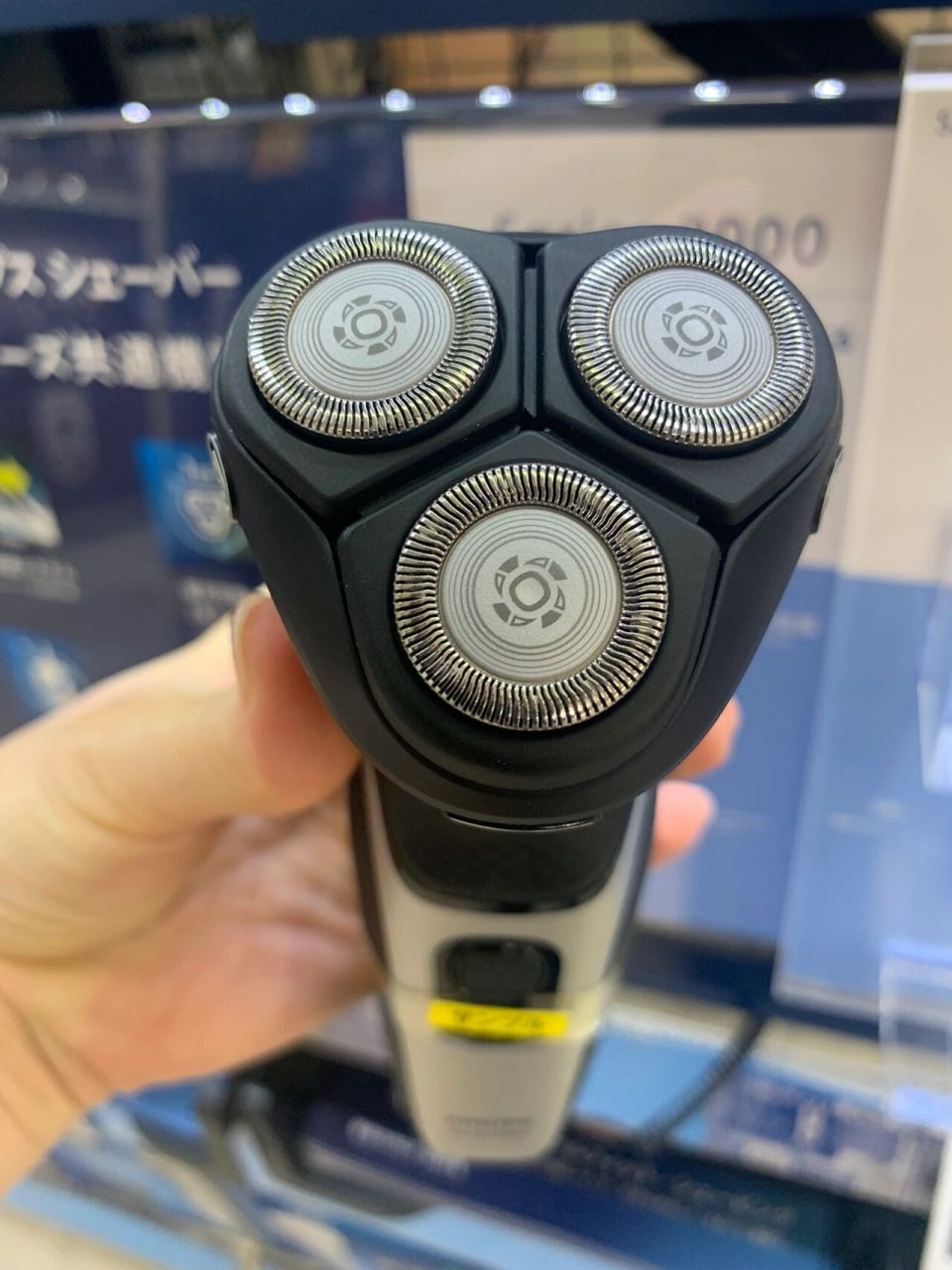 飞利浦3000系和1000系 比较推荐老年人使用 操作简单 水洗ok 便宜用