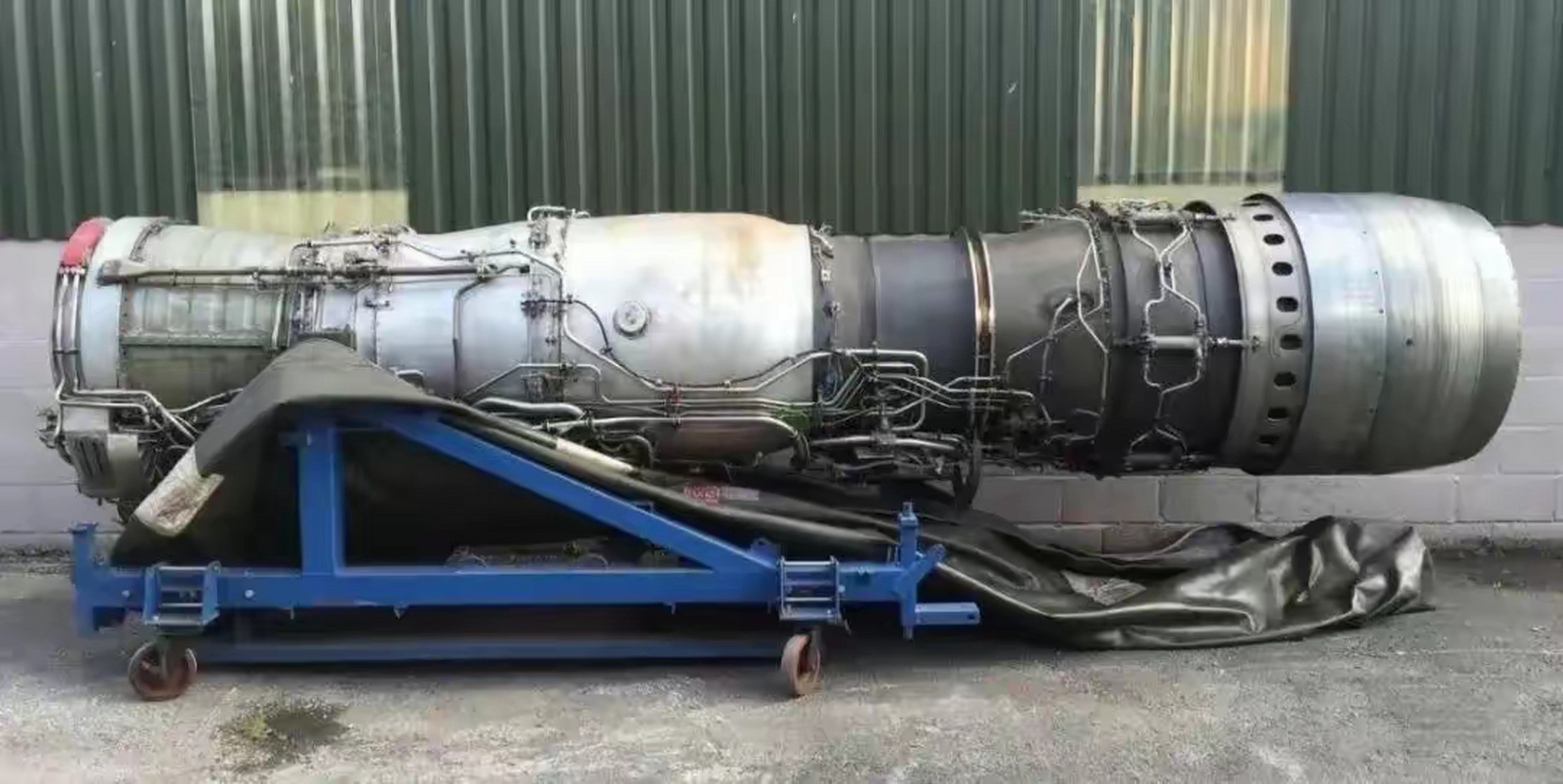 1975年,我国引进了斯贝发动机,即涡扇9.