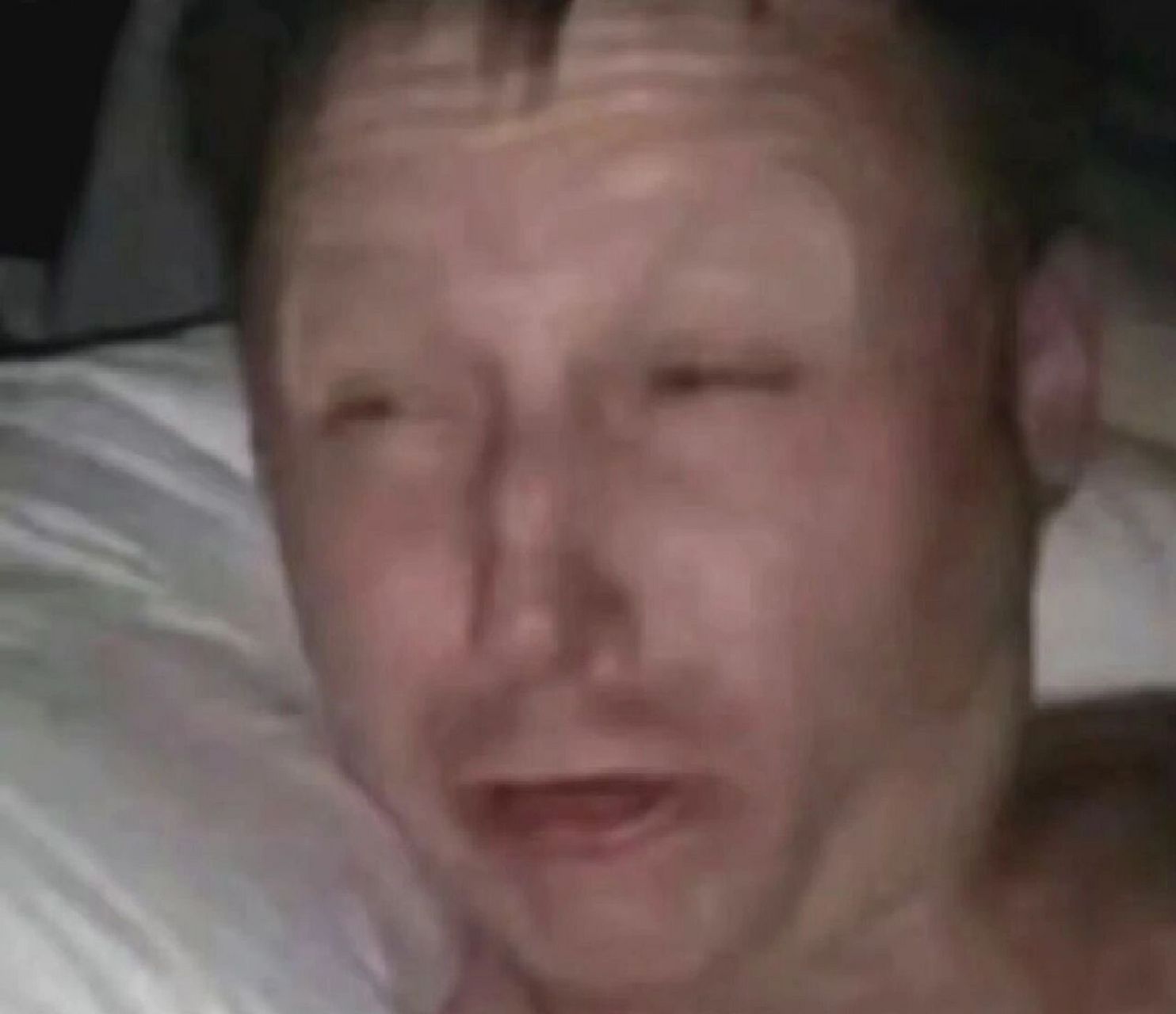 当你的朋友每次睡醒都给你发这个表情包时 怀民亦未寝