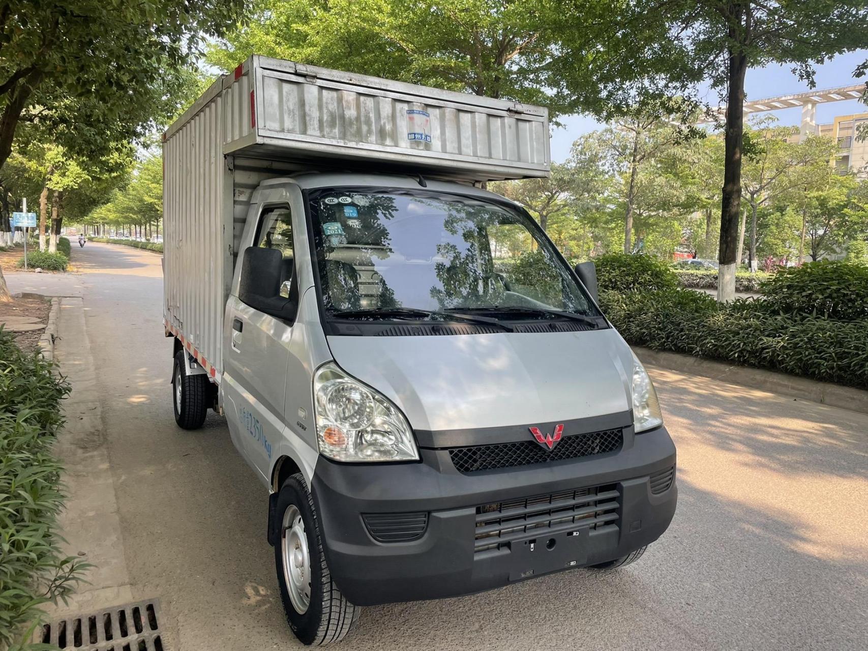 17五菱单排集装箱,1.5排量带空调