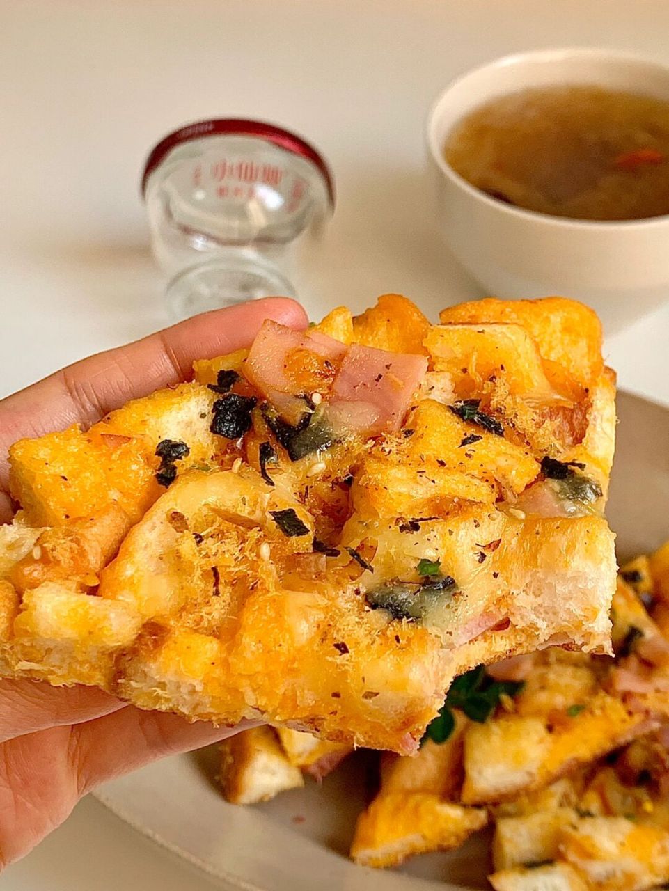 今天吃一个96手就会做的吐司小披萨93不用烤箱材料也简单~上班族