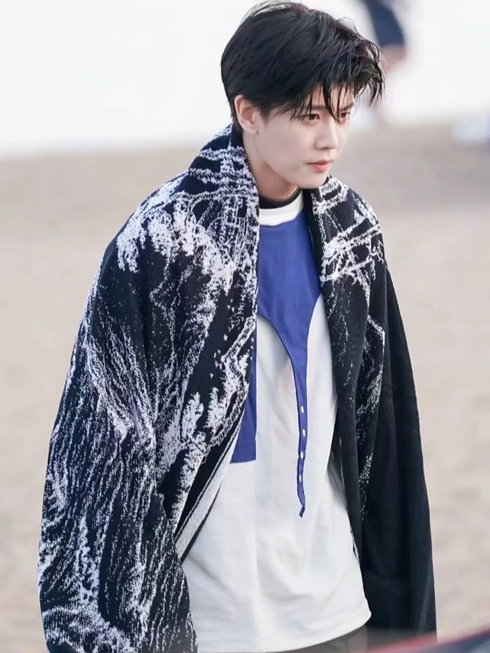 值得收藏的任嘉伦图片