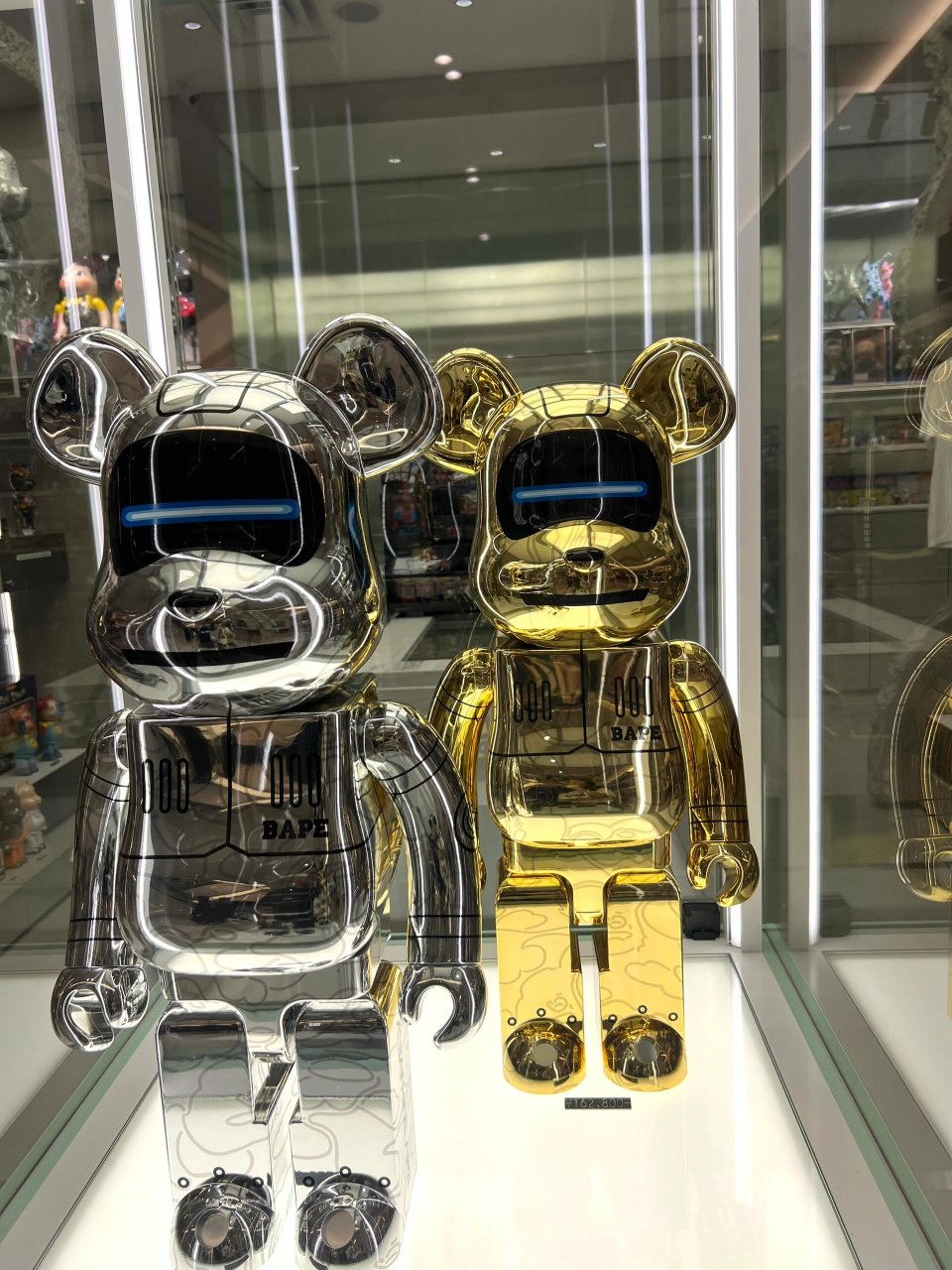 日本bearbricks限定暴力熊日本 专柜正品 bearbricks暴力熊 400% 1000