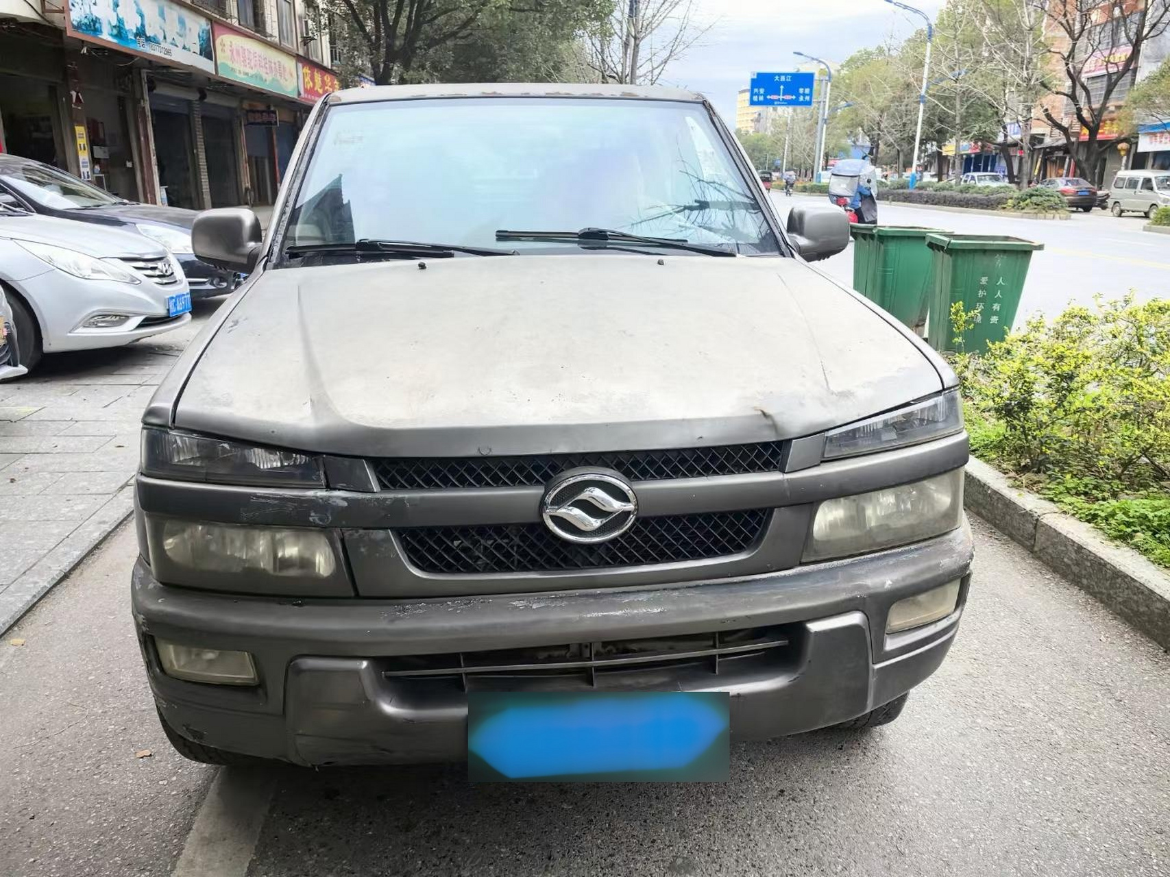 一手13年黄海大柴神,柴油皮卡,没有下个工地,发动机巅峰状态,费用天长