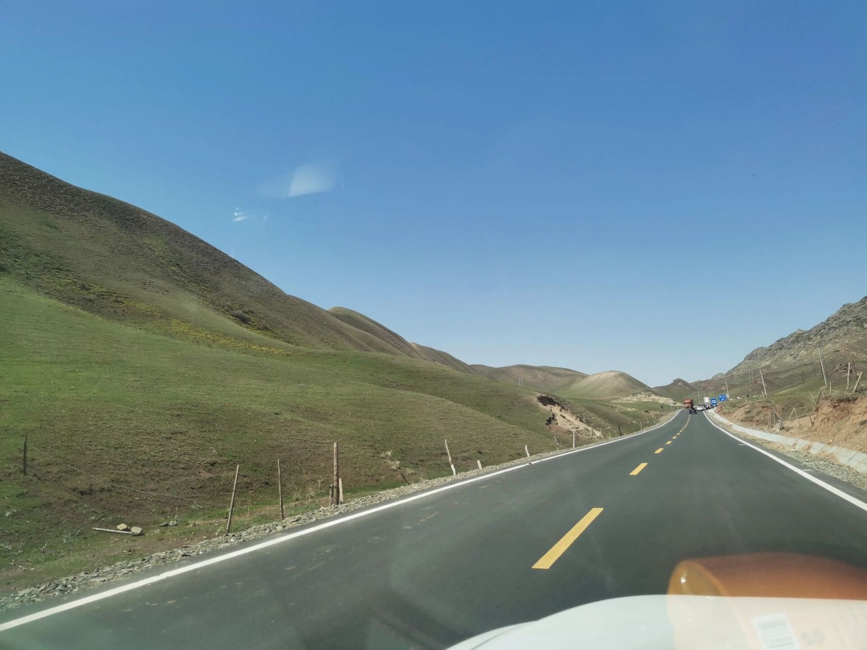 最美公路s101一日游,期待下次有空走完全程 今天一家三口游玩了号称小