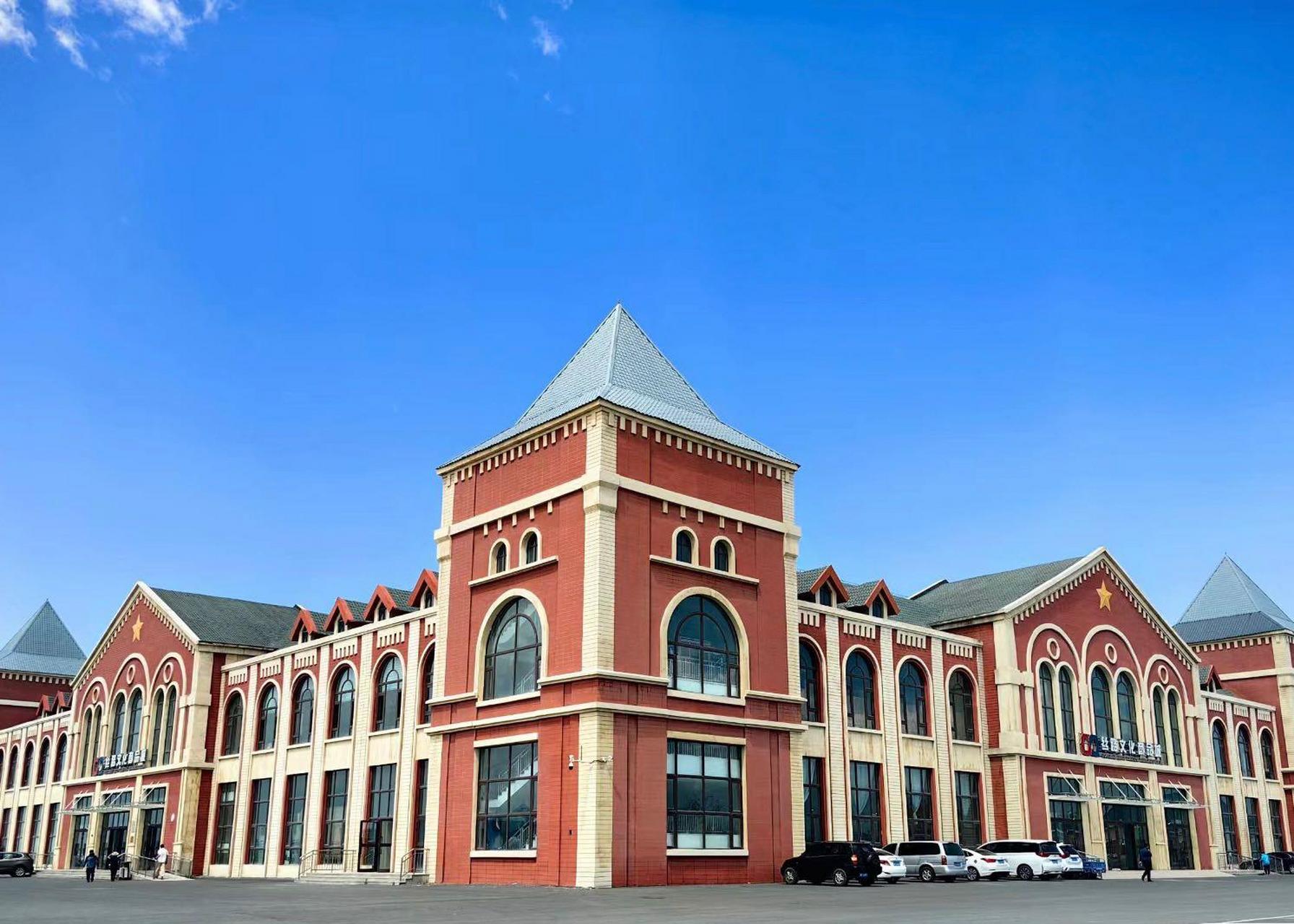 塔城巴克图口岸逛吃攻略～在新疆众多口岸中,位于中哈边境的巴克图
