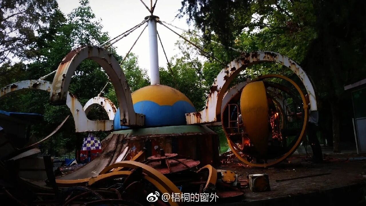 迪士尼荒废照片