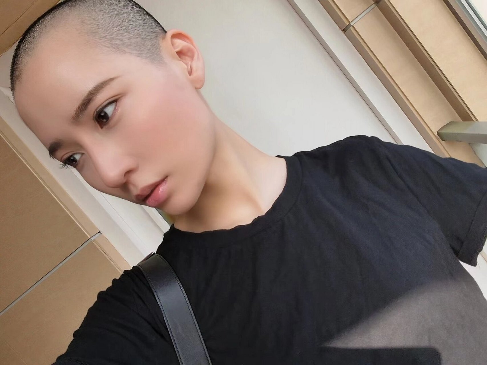 又想剃光头了 光头会上瘾  三次光头