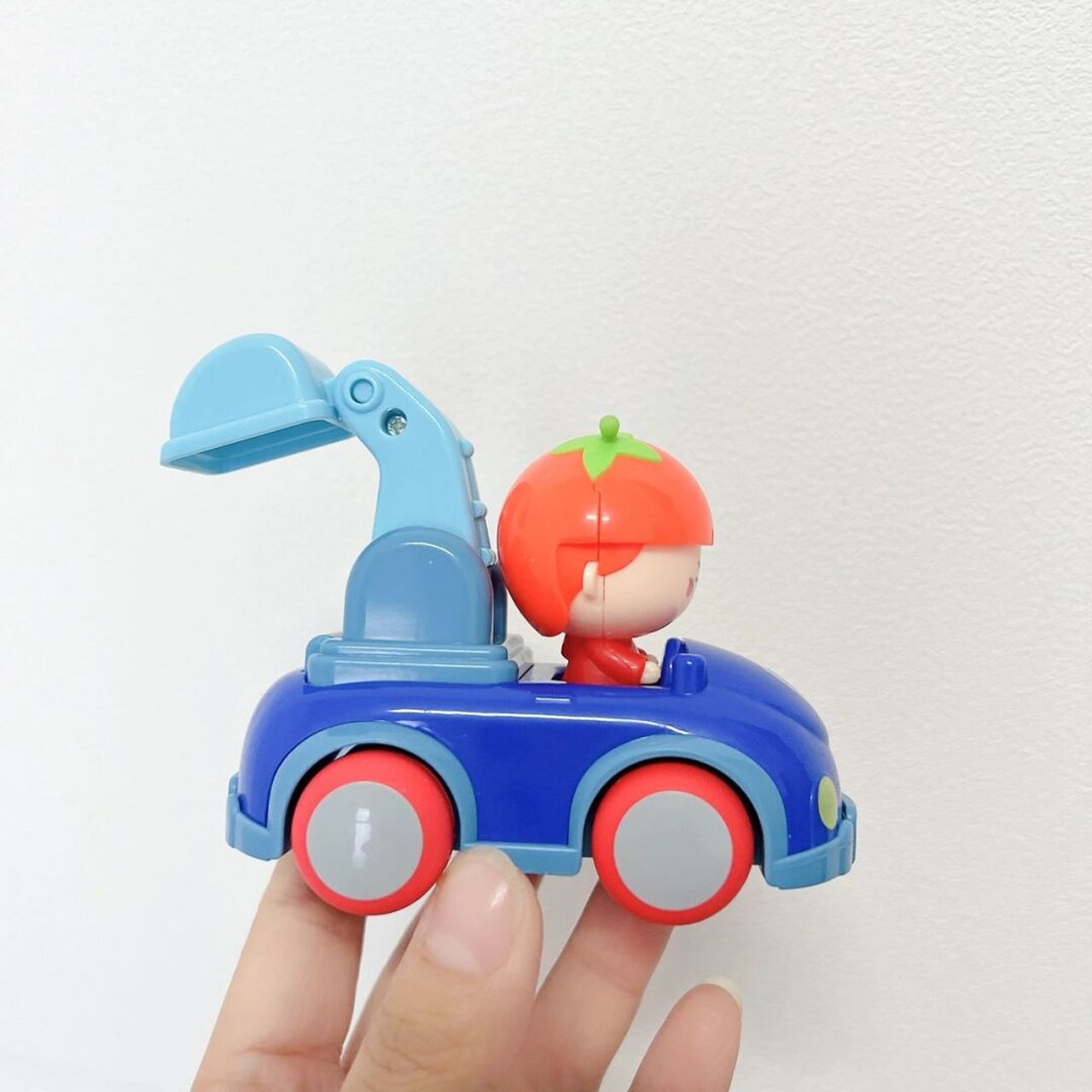 海底捞最近的小车车好可爱 海底捞最近小车车好可爱 黄色车推动的时候