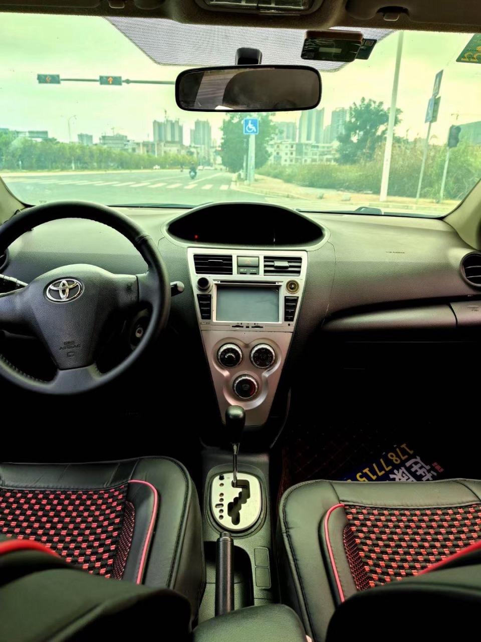 丰田威驰精品货到店!08年1.6自动挡高配版,车况靓仔没有事故,一万多