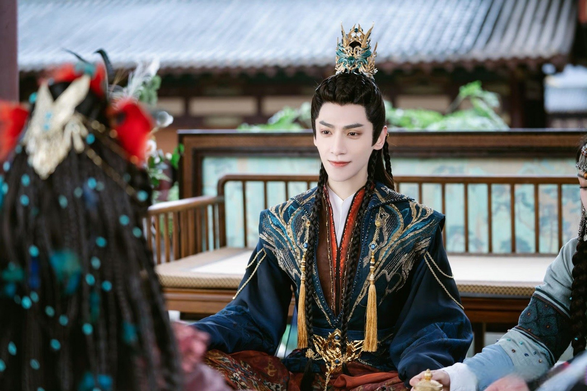 澹台烬撞脸白雪公主的王后# 有人说澹台烬撞脸白雪公主的王后,你脊