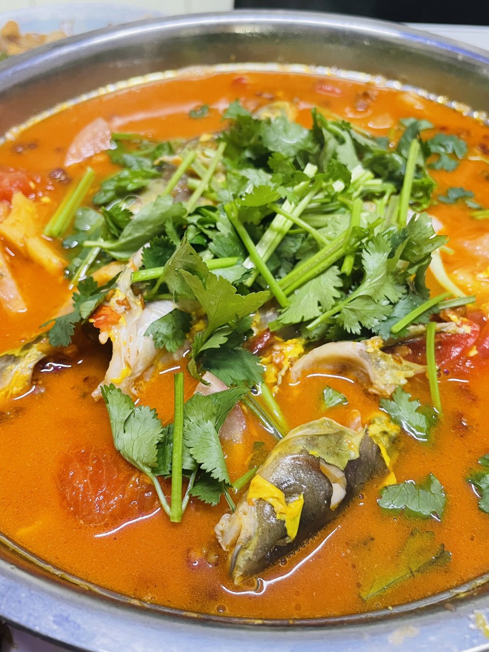 酸汤黄辣丁,这个汤汁泡饭味道真特别好!