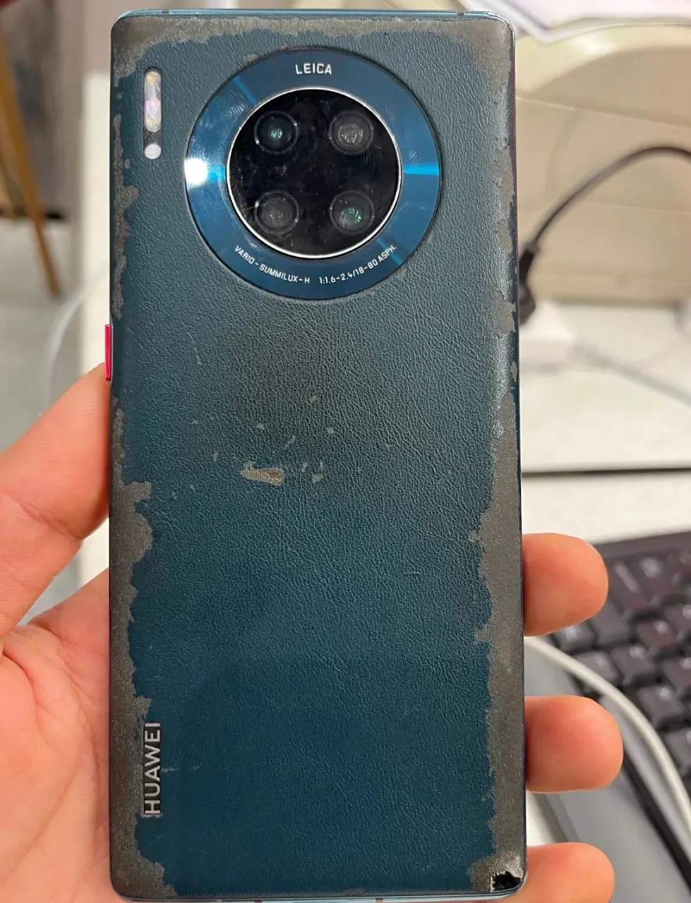 为什么这么多手机开始用素皮后盖,我觉得我们都被厂商算计了 1:营销