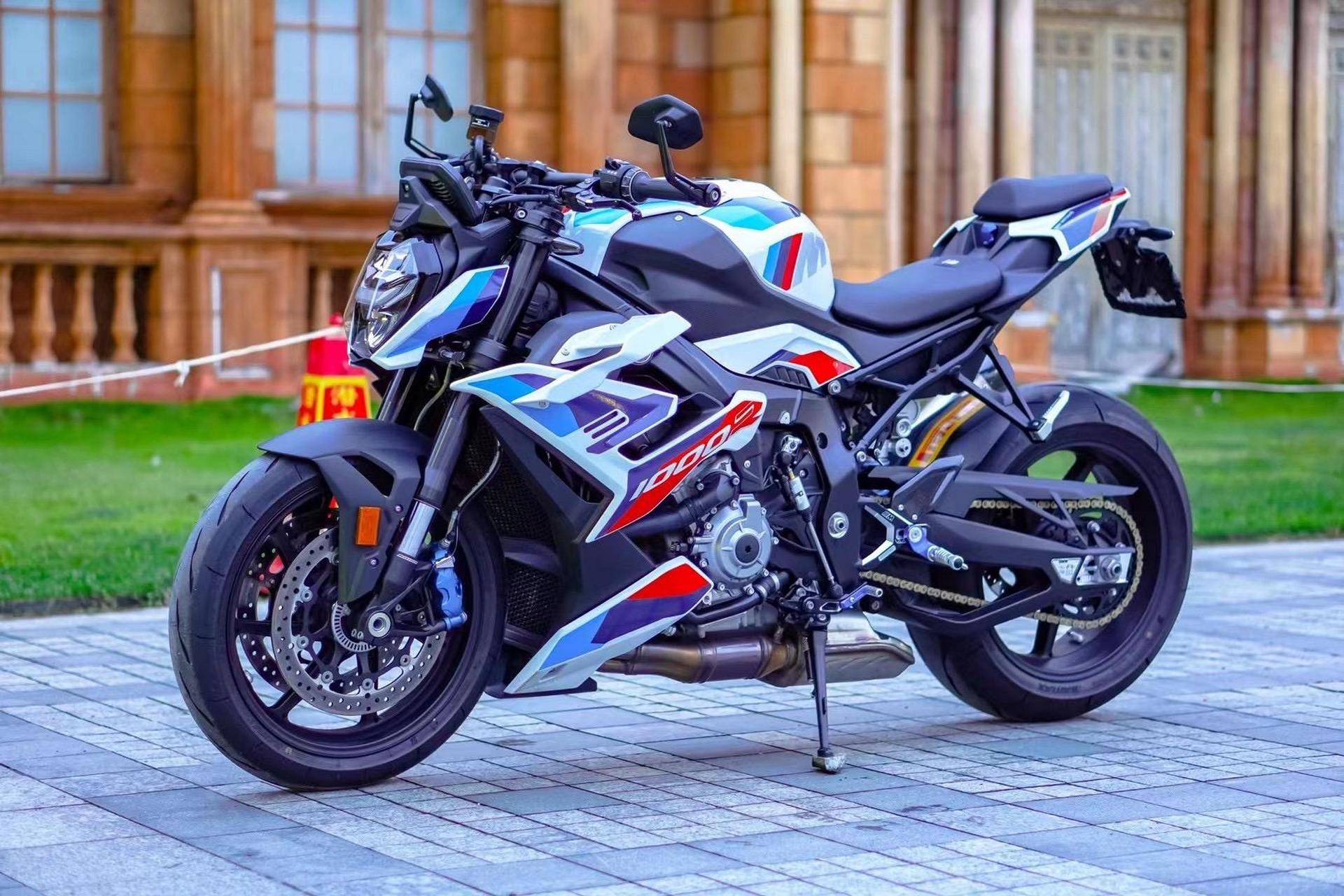 宝马s1000r