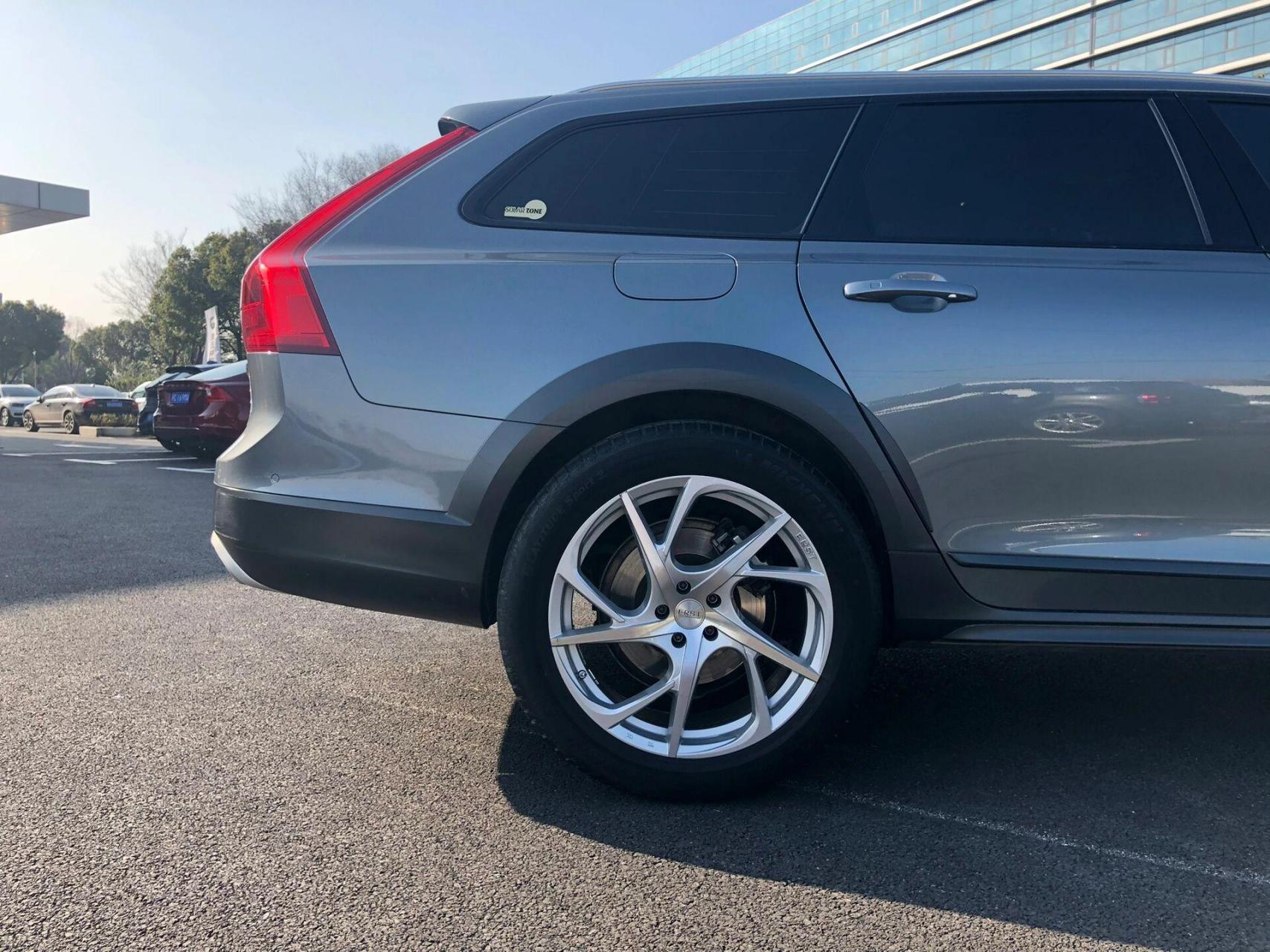 "稳稳的幸福"沃尔沃v90cc改装erst轮毂 —— erst vs5r 20寸轮毂,搭配