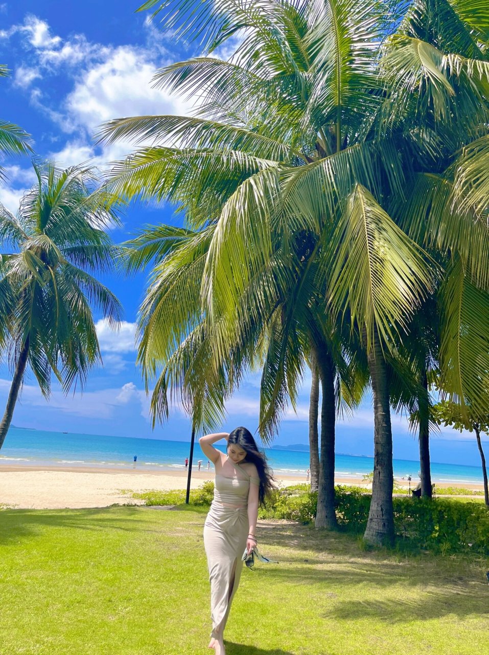 三亚椰梦长廊拍照最出片地和拍照姿势!