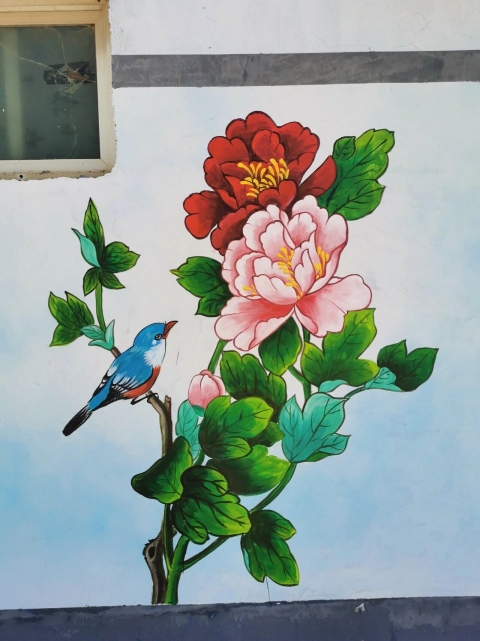 分享一组牡丹花墙绘 美丽乡村的墙体绘画正在进行中,花卉类的作品也是