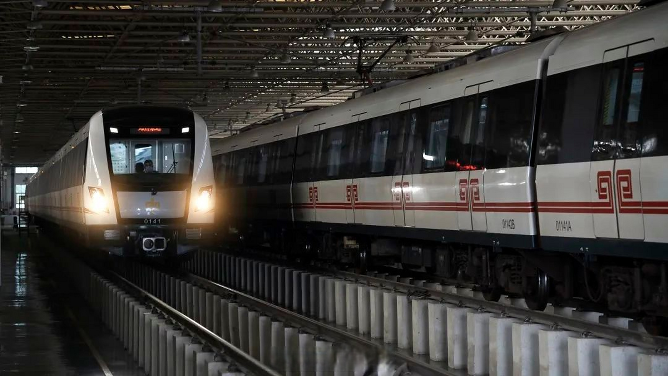 地铁1号线延长运营时间#】6月21日起,推出地铁1号线"追梦列车"计划