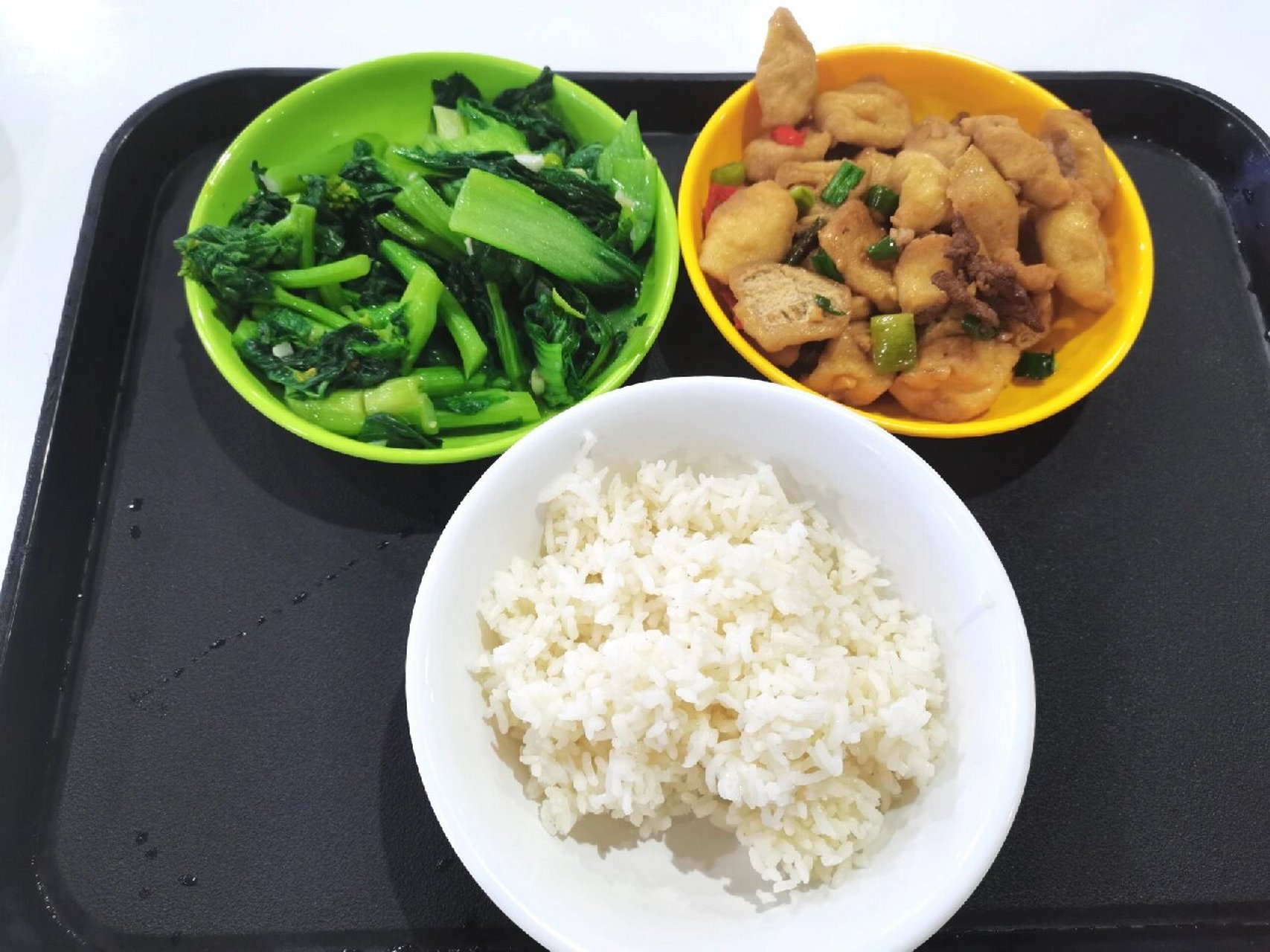 文理美食/精致小碗菜 坐标:湖南文理学院五食堂 二楼小碗菜 点菜:青菜