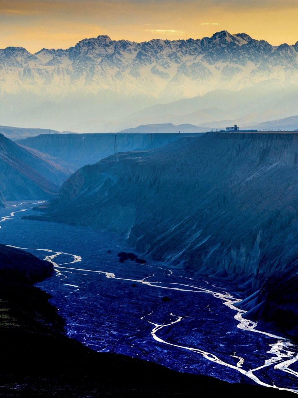 新疆安集海大峡谷|无以伦比的壮观 安集海大峡谷又名红山大峡谷,位于