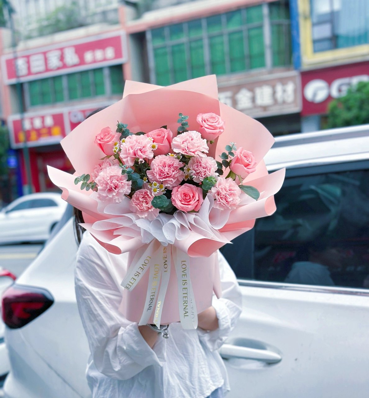 母亲节粉玫瑰粉色康乃馨混搭花束 母亲节到了,希望这个性价比比较高的