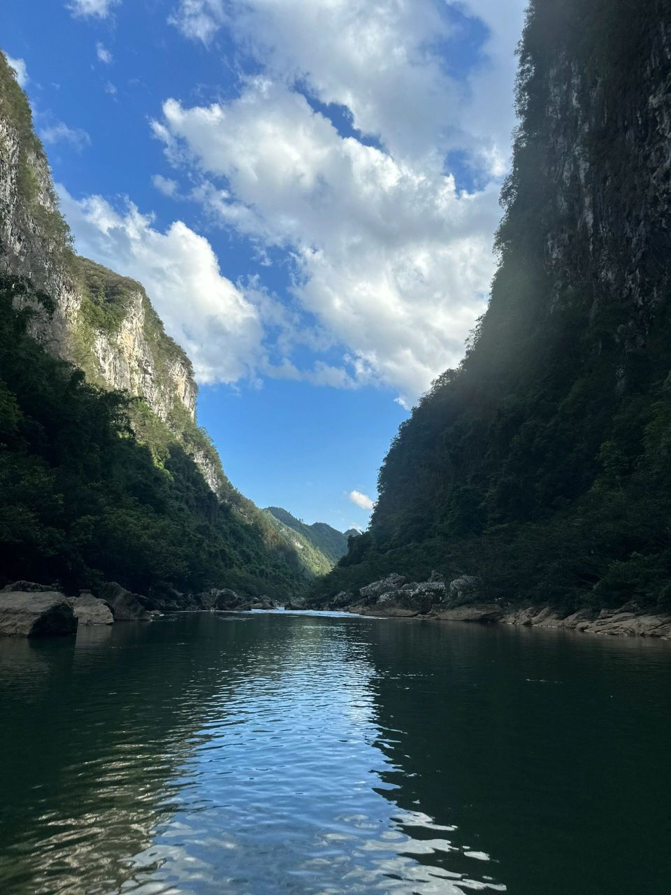 来荔波一定要去水春河漂流!太太好玩了!