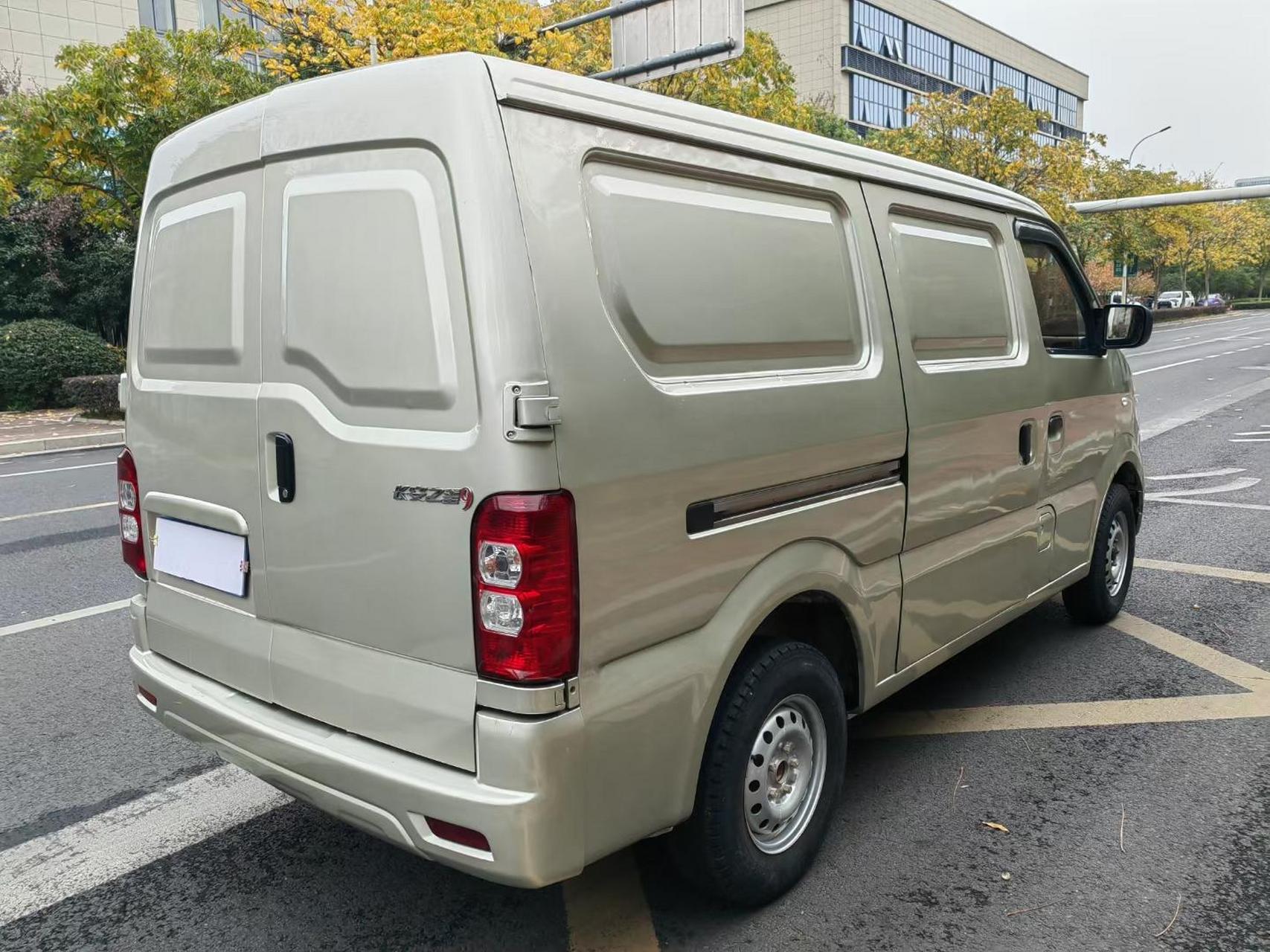 新到15年11月25日上牌长安之星9货运版面包车,1.